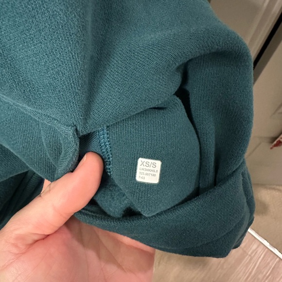 lululemon athletica Teal Half-Zip Pullover Sweater - Picture 3 of 4